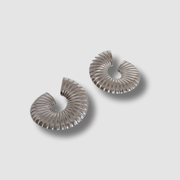 BOUCLE D'OREILLE ROND EN ACIER