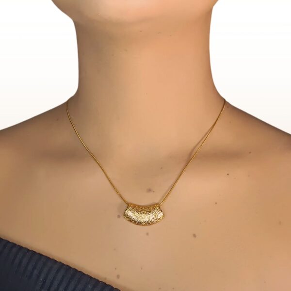 REVC0015 PICTURES (2) Collier Fin en acier pour Femme